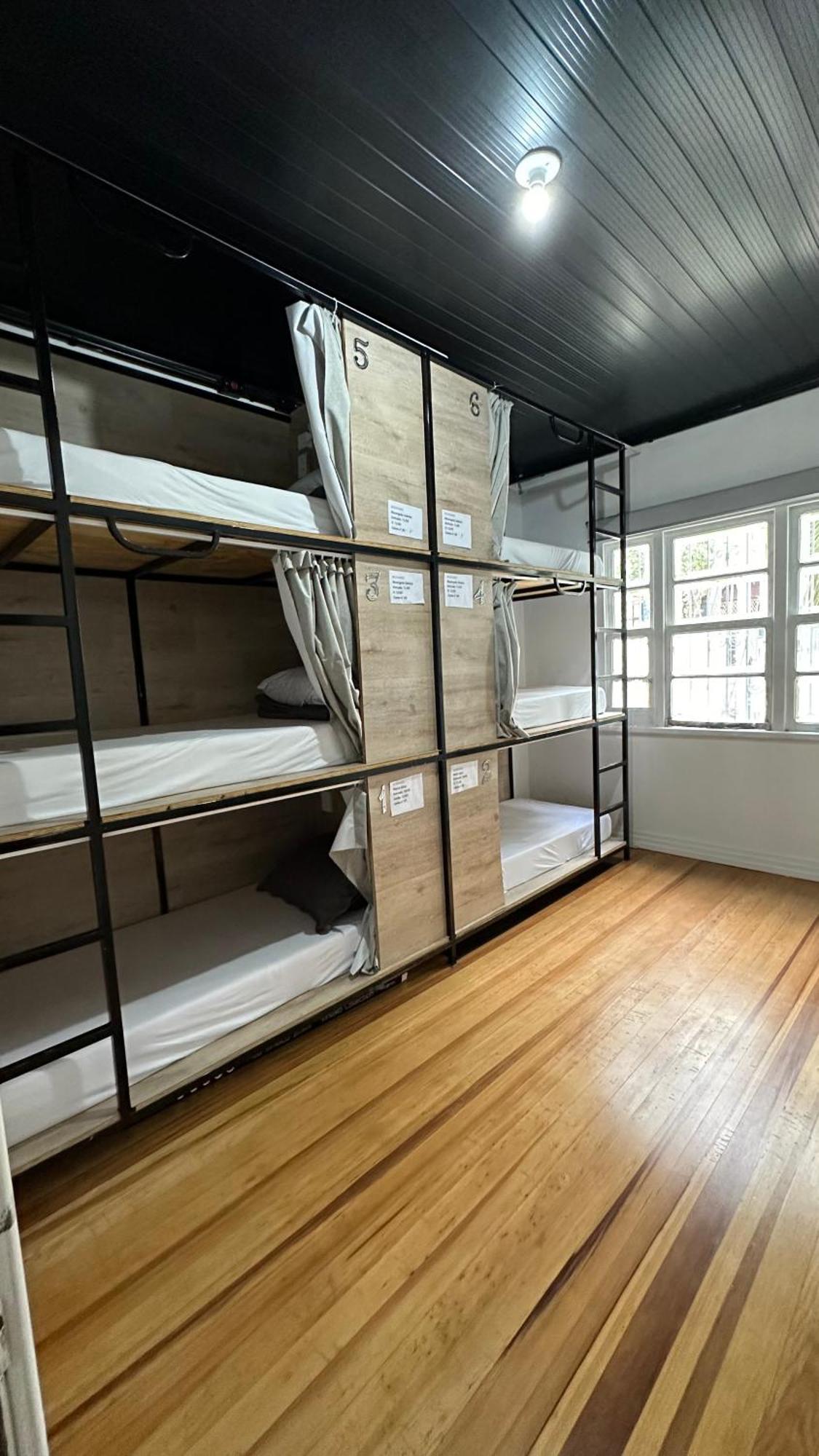 Hostel Hug Brasil Curitiba Eksteriør billede